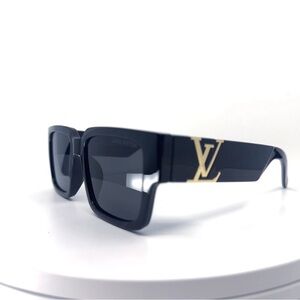 Louis Vuitton Black Sunglasses with gold Detail